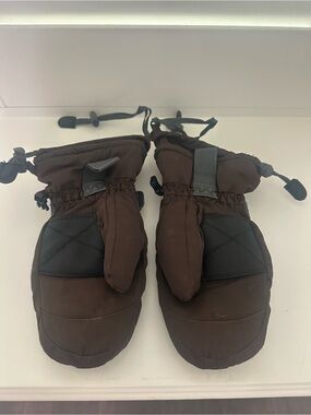 Kids Brown Insulated Winter Mittens with Grip Patch